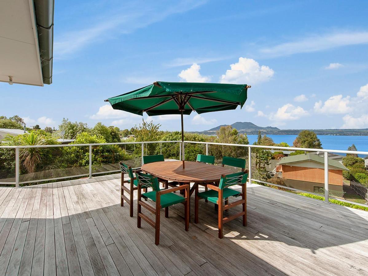 Lofty Lakeviews - Acacia Bay Holiday Home Taupo Kültér fotó