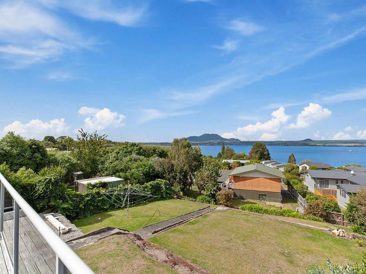 Lofty Lakeviews - Acacia Bay Holiday Home Taupo Kültér fotó
